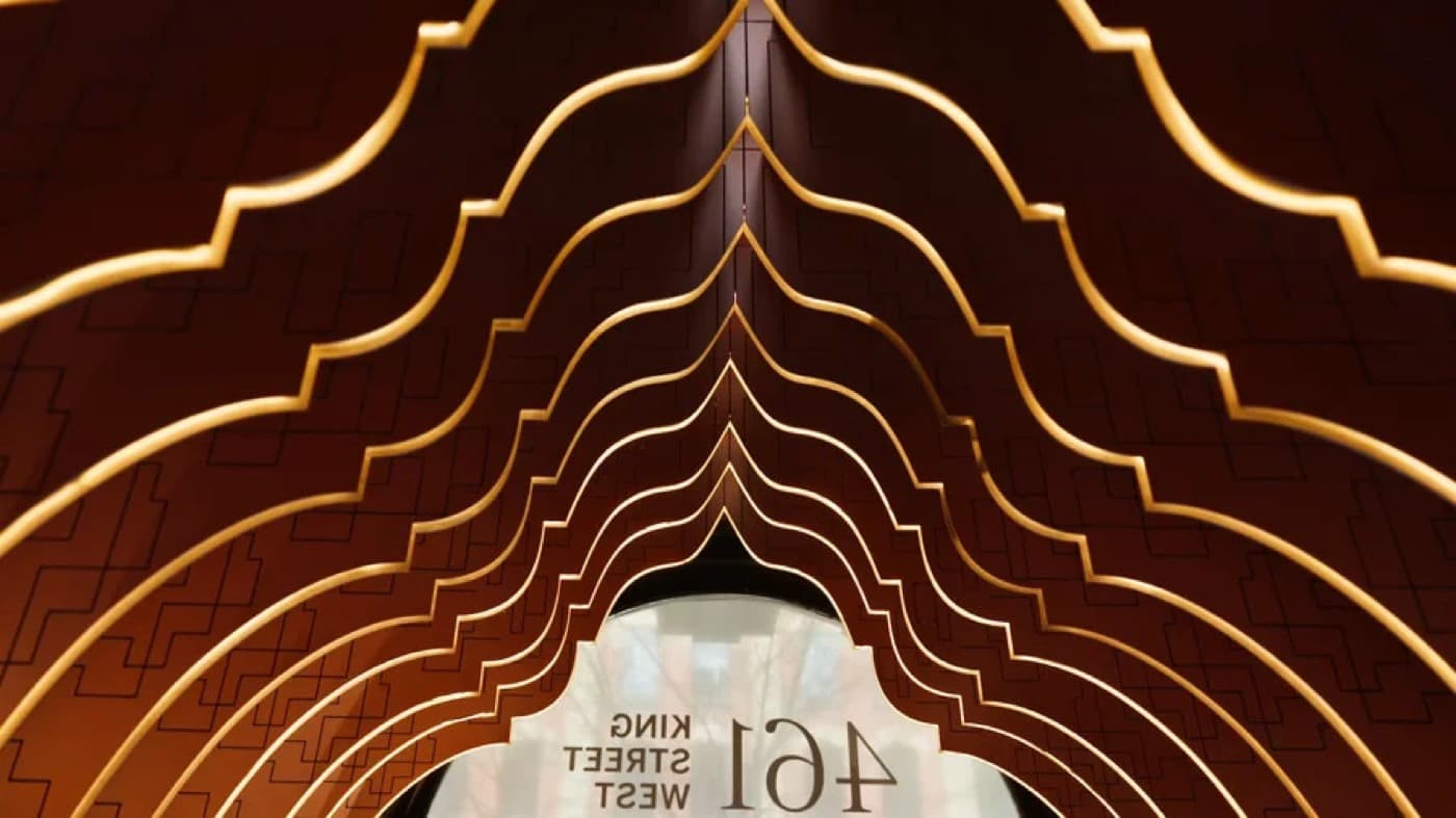 Aitch, inside