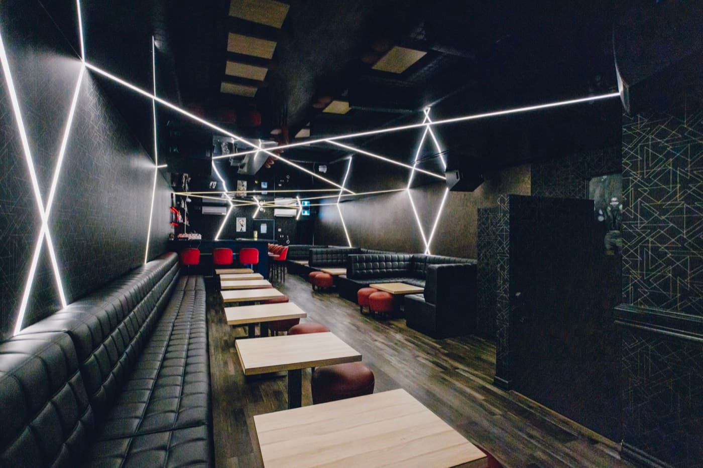 Mild Afro Lounge, the room