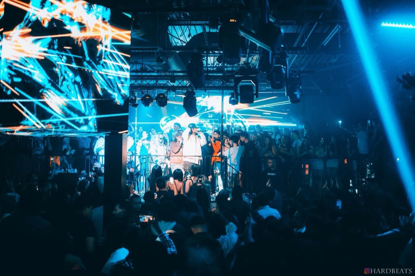 Nuvo Toronto, the room