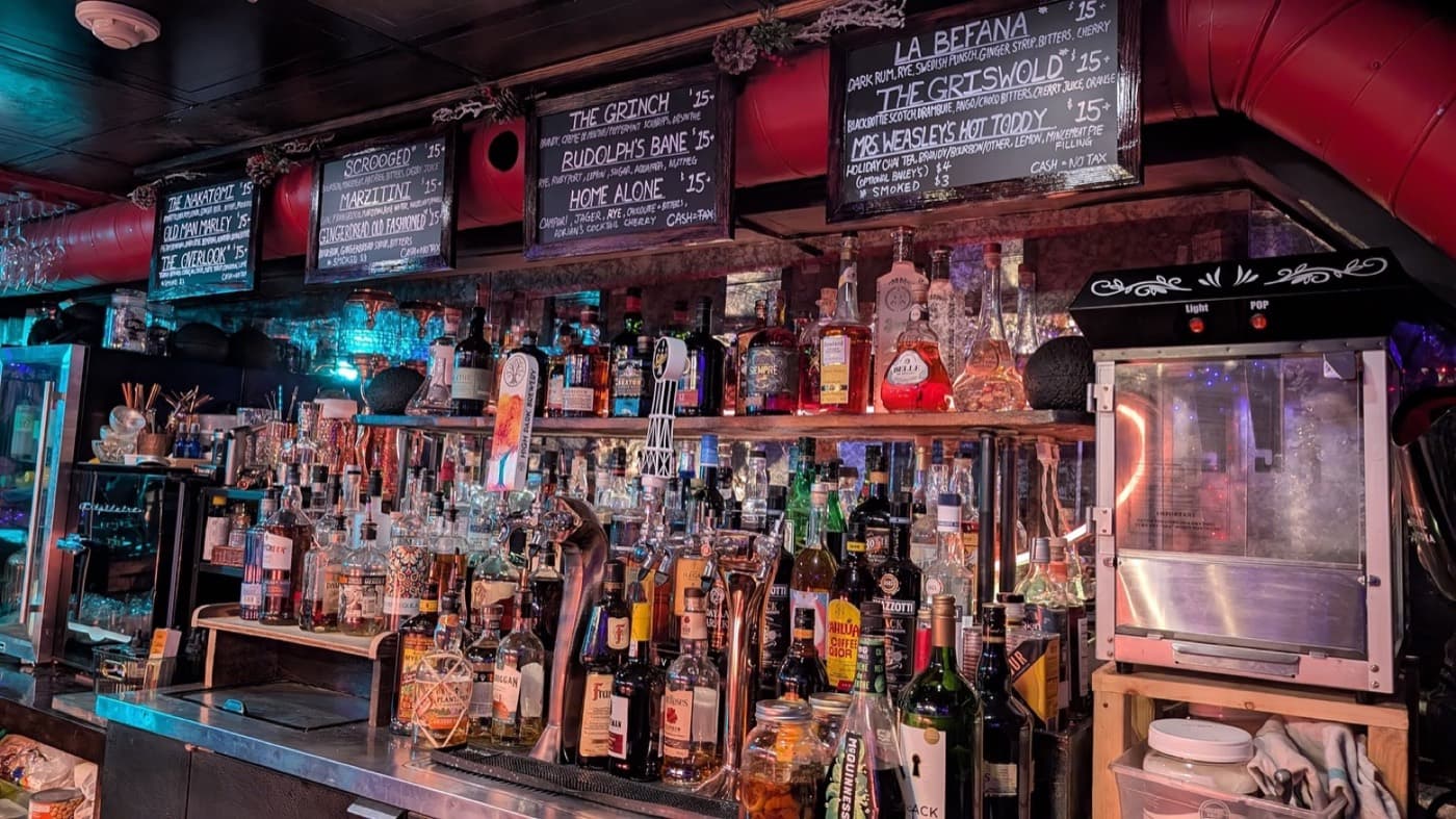 The Wych, inside