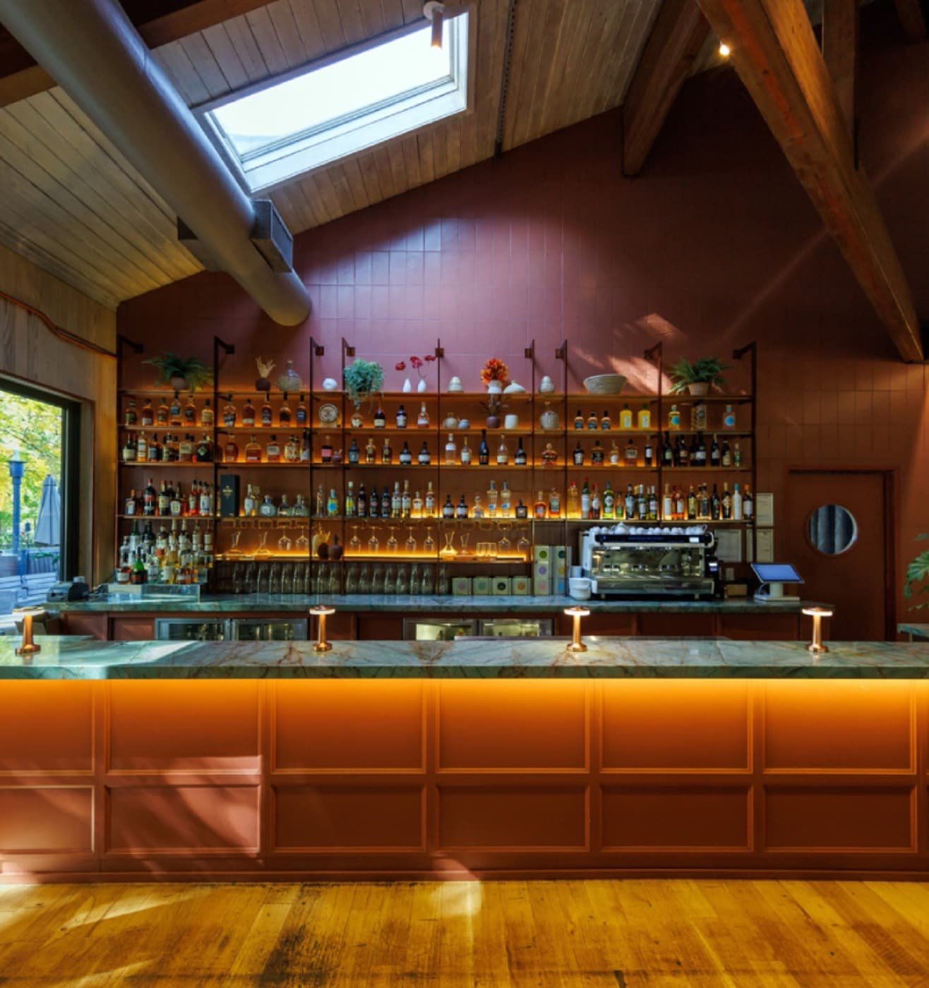 Toronto Beach Club, a night at the venue